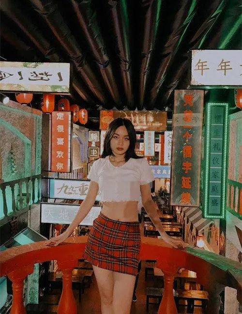 Đi lạc vào hẻm Hong Kong. (Ảnh: BlogAnChoi) Đi lạc vào hẻm Hong Kong. (Ảnh: BlogAnChoi)