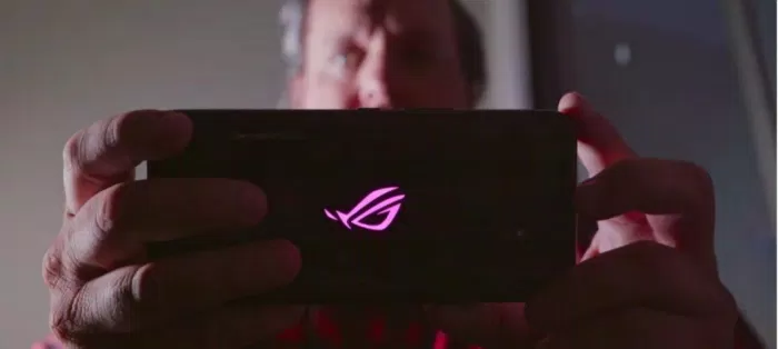 Asus ROG Phone 3 xứng đáng là chiếc smartphone mạnh mẽ nhất.