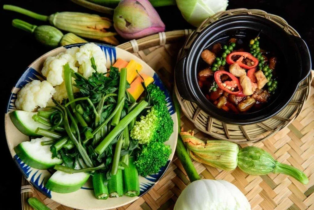 Kho quẹt chấm rau củ là món ăn vô cùng bắt cơm (Nguồn: Internet)