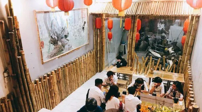 Không gian quán tuy hơi nhỏ nhưng trang trí bắt mắt, thoáng mát (Nguồn: Internet).