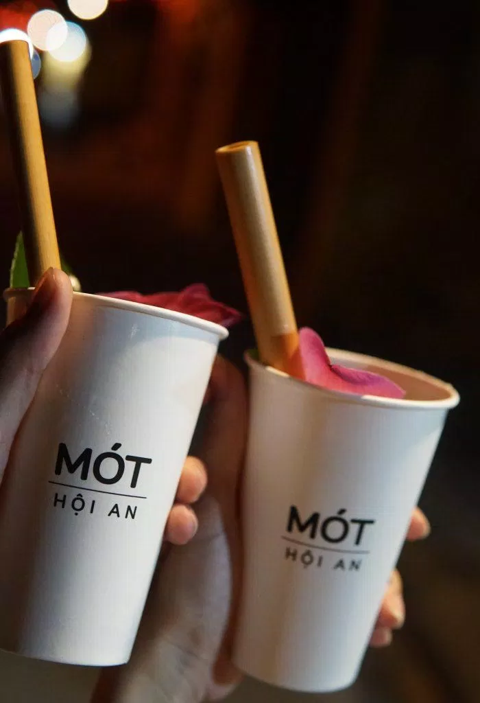Ly nước mót được trang trí rất nghệ thuật ( ảnh Blog Ăn Chơi)