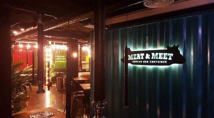 Không gian quán được thiết kế độc đáo (Nguồn: Facebook Meat & Meet)