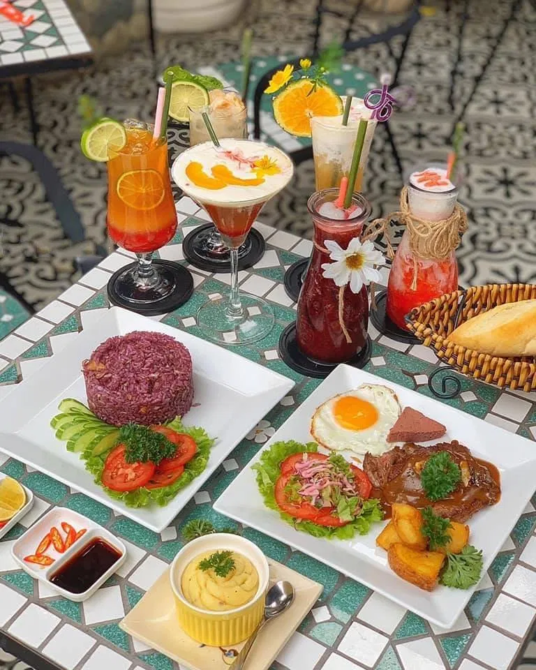 Thực đơn tại La Bonté Café với đầy đủ các loại thức uống và điểm tâm (Nguồn: FB La Bonté Café)