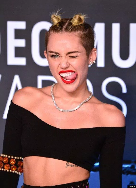 Miley Cyrus đã mua bảo hiểm cho chiếc lưỡi thương hiệu của mình. (Ảnh: Internet)