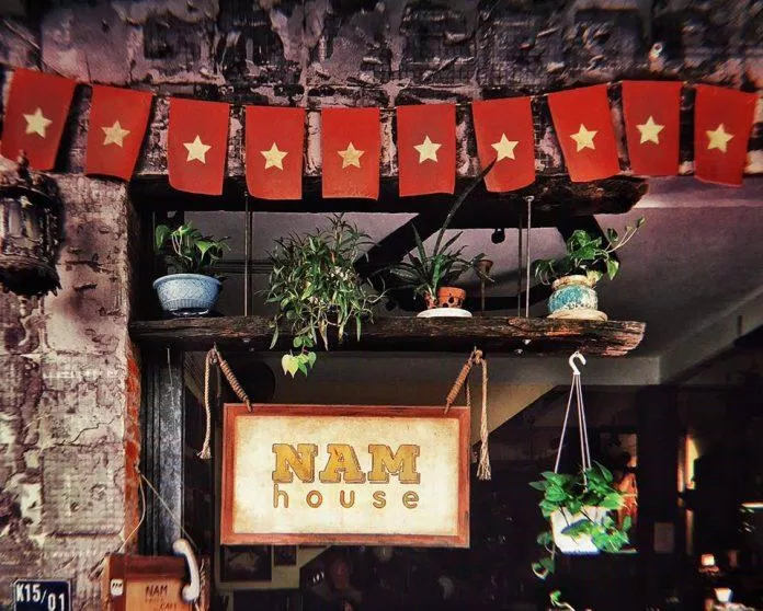 Nhà hàng Naam House được bài trí cổ điển (Ảnh: Naam House)