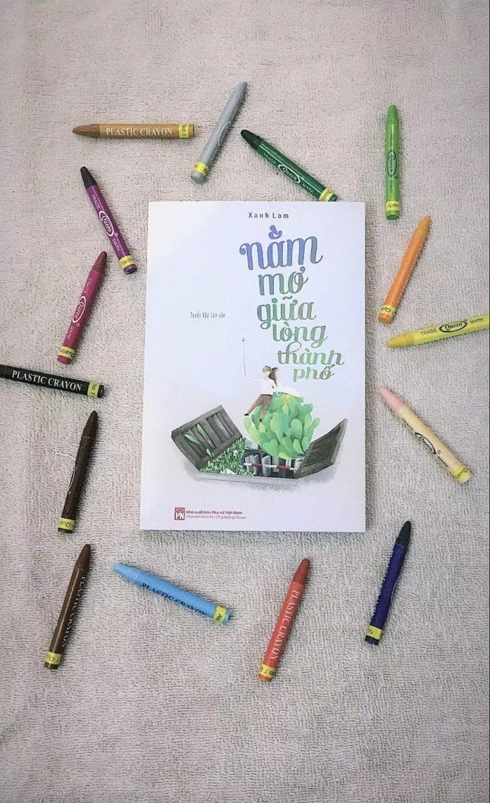 Cuốn sách góp mặt bởi nhiều cây bút trẻ, mới lạ (Nguồn: BlogAnChoi)