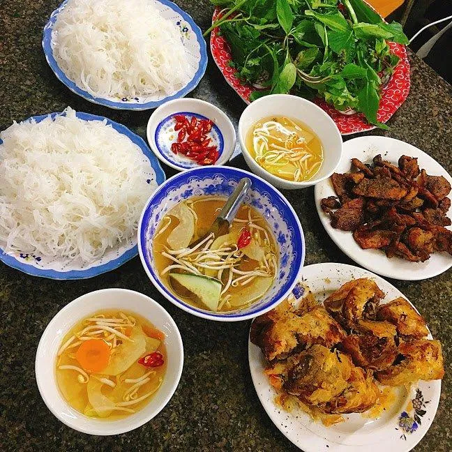 Nem cua bể là đặc sản không thể thiếu tại Hải Phòng. (Ảnh: BlogAnChoi) Nem cua bể là đặc sản không thể thiếu tại Hải Phòng. (Ảnh: BlogAnChoi)