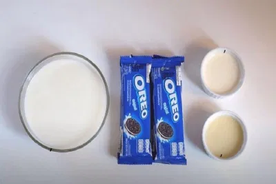 Nguyên liệu làm kem que Oreo cực đơn giản (Nguồn: Internet)