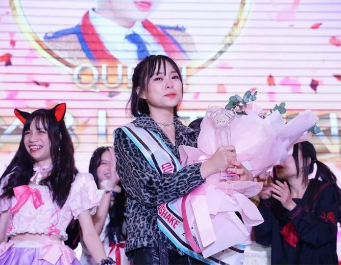 167 triệu quả là một con số khủng mà fans của Lệ Trang đã chi ra. (Nguồn: Internet) 167 triệu quả là một con số khủng mà fans của Lệ Trang đã chi ra. (Nguồn: Internet)