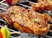 Cách làm cánh gà sốt tương và tiêu đen ngon tuyệt cho ngày gió lạnh