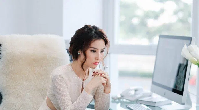 phụ nữ thường bị kìm hãm sự nghiệp(nguồn internet)