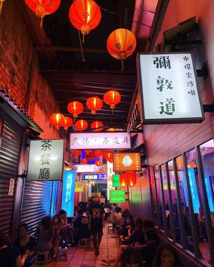 Nhà hàng trang trí theo phong cách Hong Kong (Nguồn: FB San Wu San Bia Kwan)