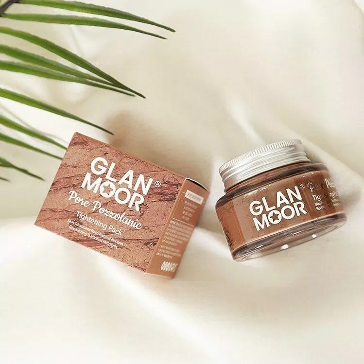 Mặt nạ đất sét Glan Moor có thiết kế tinh tế, tối giản (Nguồn: Internet) Mặt nạ đất sét Glan Moor có thiết kế tinh tế, tối giản (Nguồn: Internet)