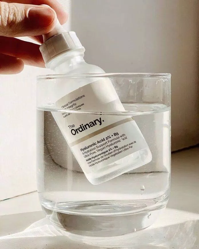 The Ordinary Hyaluronic Acid 2% + B5 Serum là sản phẩm được yêu thích và săn đón. (Nguồn: Internet)