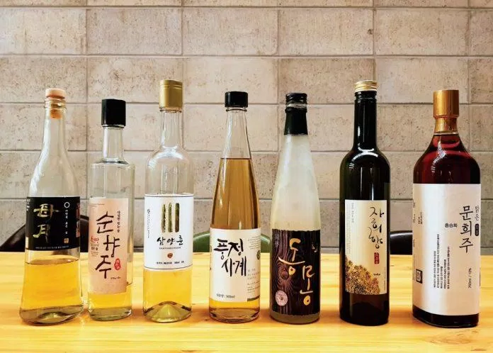Mua rượu làm quà khi tới Hàn Quốc nhé! (Nguồn: Internet)