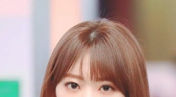 Netizens dành lời khen cho nữ idol khi dám đối diện với đề tài được cho là "nhạy cảm" trong giới. (Nguồn: Internet) Netizens dành lời khen cho nữ idol khi dám đối diện với đề tài được cho là "nhạy cảm" trong giới. (Nguồn: Internet)