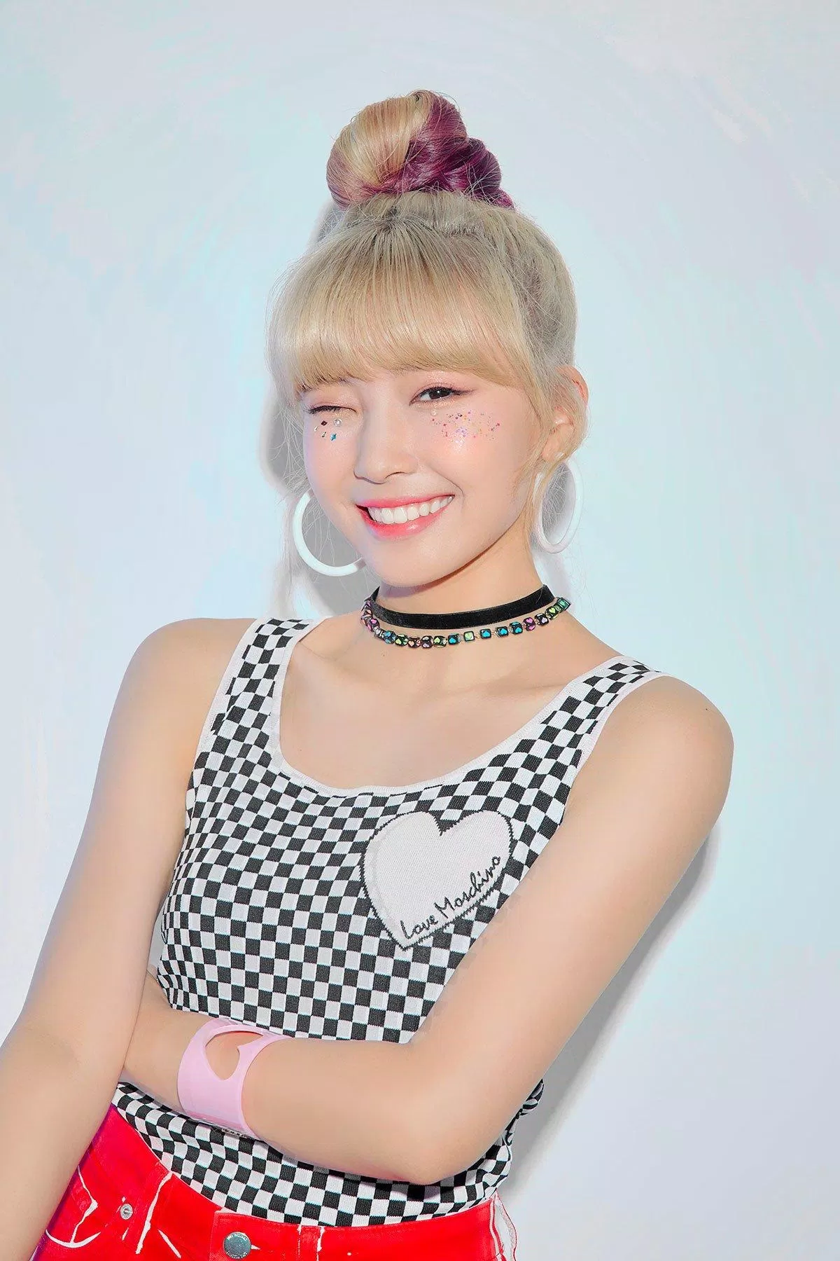 Thành viên Ogou Mayuka của nhóm nhạc nữ NiziU. (Nguồn: Internet)