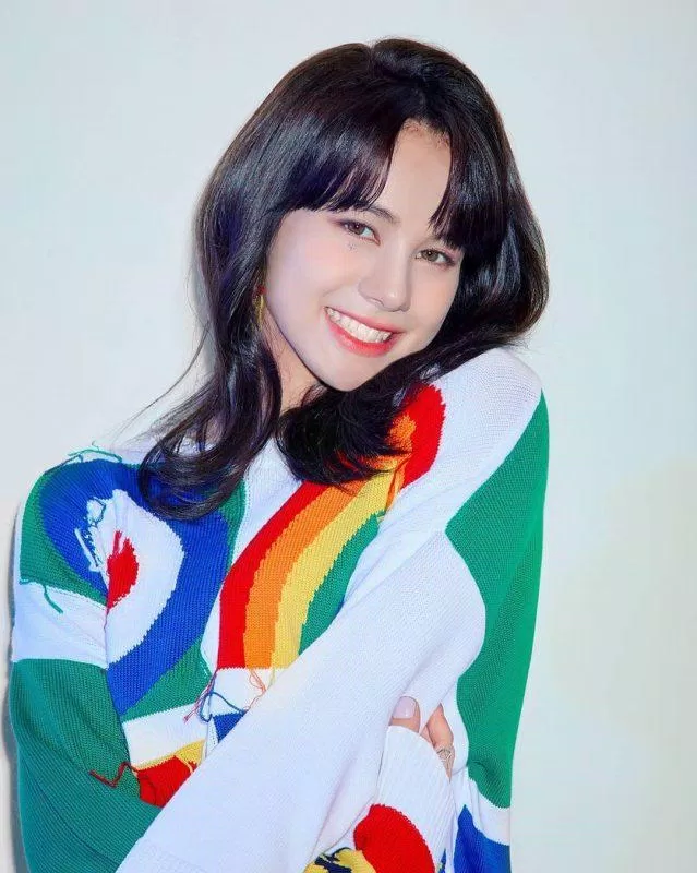 Nina được ví như Jeon Somi bản Nhật bởi sự tương đồng giữa cả hai. (Nguồn: Internet) Nina được ví như Jeon Somi bản Nhật bởi sự tương đồng giữa cả hai. (Nguồn: Internet)