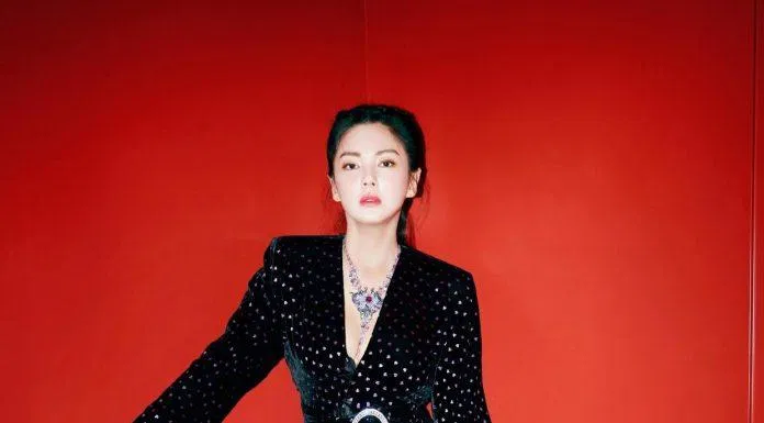 Cô được mệnh danh là "bản sao" của Song Hye Kyo (Ảnh: Weibo)