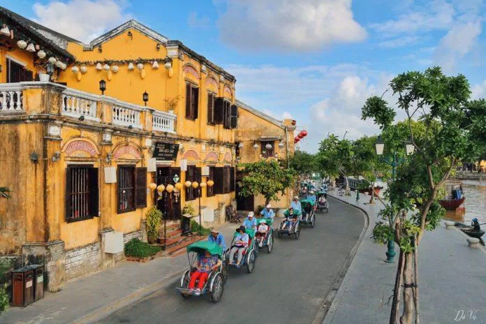 Trải nghiệm xích lô ở phố cổ Hội An ( ảnh :internet)