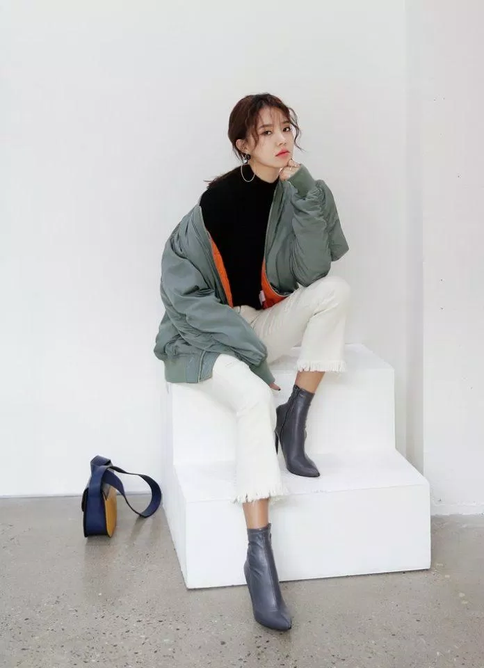Áo bomber jacket cũng là một sự lựa chọn ngày đông không tệ đâu nha. (nguồn ảnh: Internet)