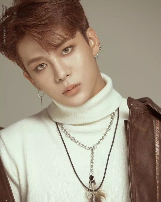 Jongho (ATEEZ) thần tượng K-Pop chứng minh khuôn mặt tròn thể hiện độ đáng yêu đỉnh cao. (Nguồn: Internet)