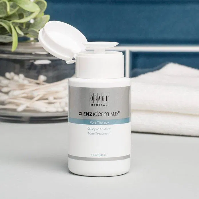 Obagi Clenziderm MD Pore Therapy có thiết kế đặc biệt giúp quá trình sử dụng vệ sinh hơn. (nguồn: Internet)