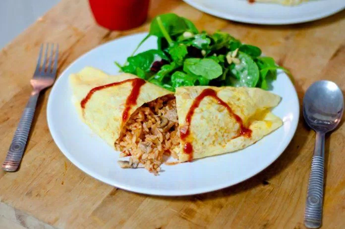 Cơm chiên trứng Omurice Nhật Bản. (Nguồn: Internet)