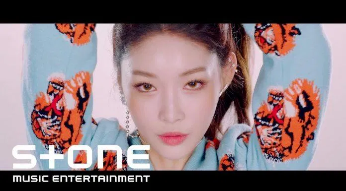 Chungha đạt thành tích ấn tượng với "Roller Coaster" (Nguồn: YouTube Stone Music Entertainment)
