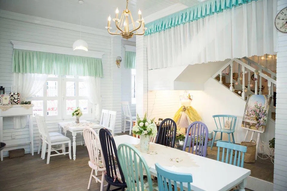 Quán được bày trí chỉnh chu từ những chi tiết nhỏ nhất (Ảnh: Internet).