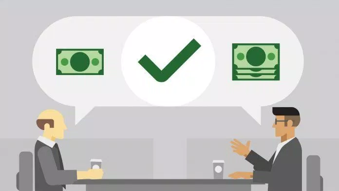 Giúp bạn thương lượng giá cả cùng người bán (Ảnh: Internet)