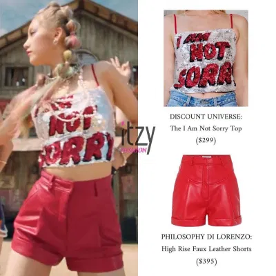 Mix áo hai dây màu đỏ lấp lánh của nhà mốt nước Úc và quần short da cùng tông khiến Yeji nhìn như cô gái "kẹo ngọt". (Nguồn: Instagram) Mix áo hai dây màu đỏ lấp lánh của nhà mốt nước Úc và quần short da cùng tông khiến Yeji nhìn như cô gái "kẹo ngọt". (Nguồn: Instagram)