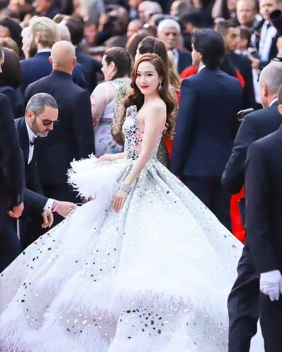 Jessica xuất hiện lộng lẫy tại LHP Cannes 2019 (Nguồn: Internet)