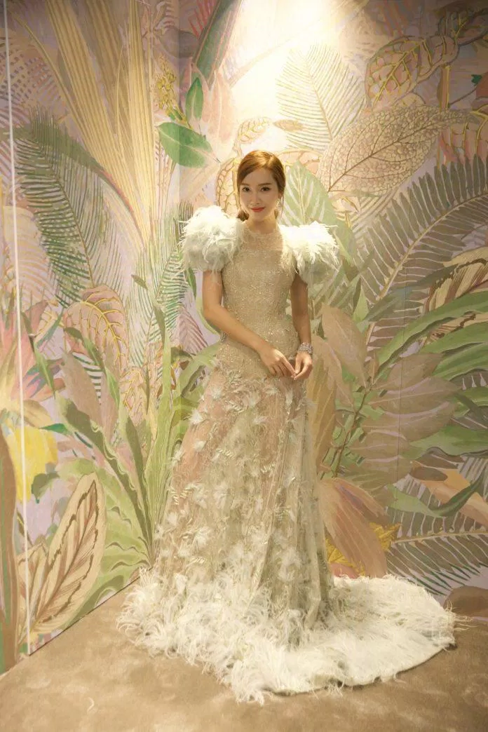 Bộ Haute Couture thứ hai của Jessica (Nguồn: Internet)