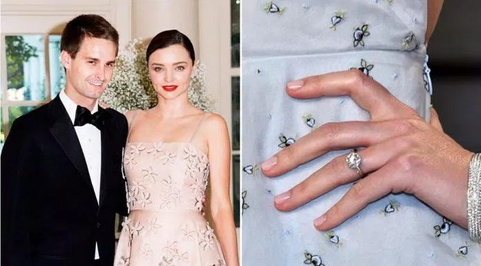 Siêu mẫu của Victoria Secret - Miranda Kerr’s chọn đeo chiếc nhẫn bạch kim với váy dạ hội trong sự kiện thảm đỏ. (Ảnh: Internet)