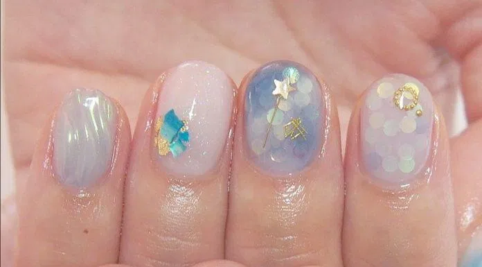 Bầu trời buổi sáng lung linh nắng (Nguồn: Internet).