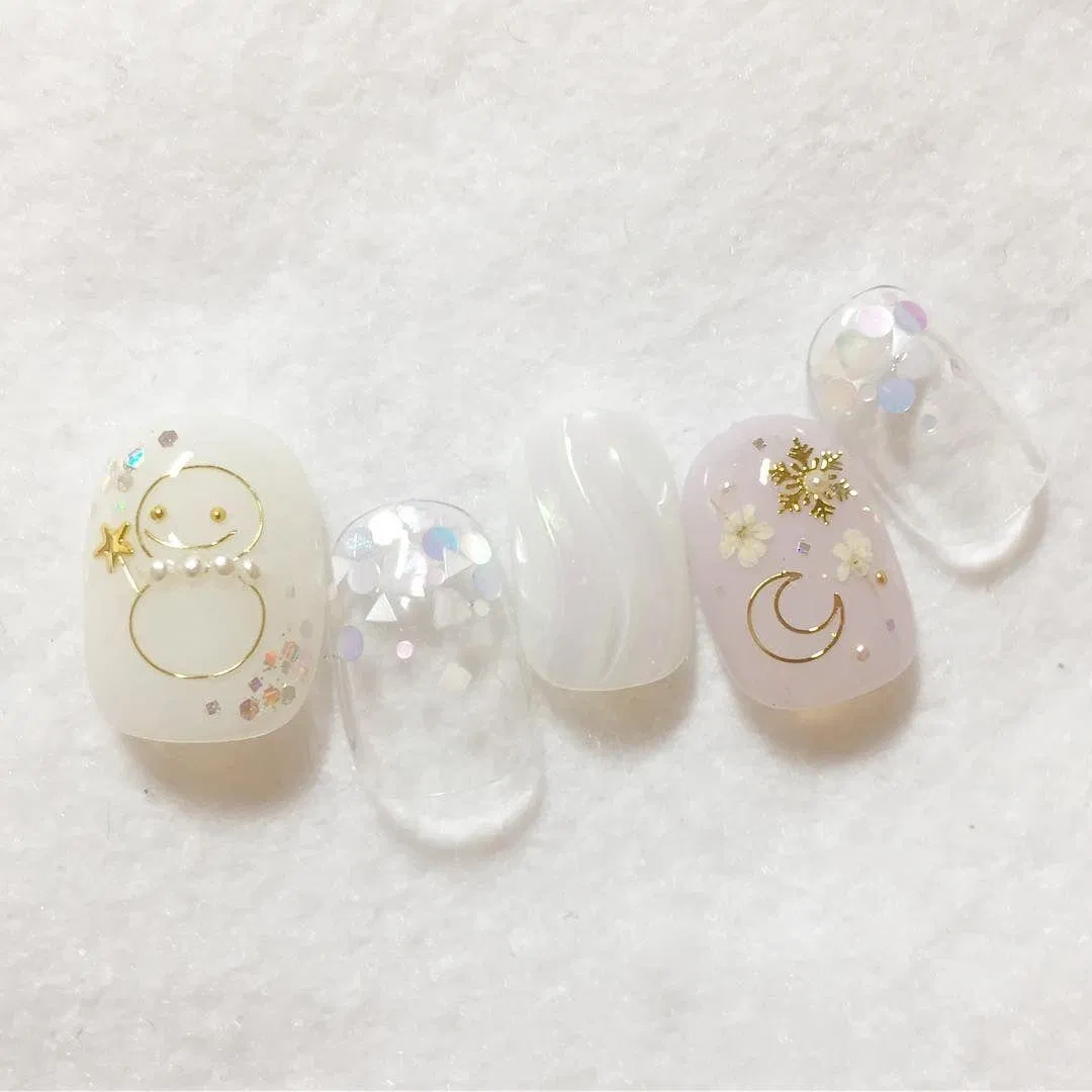 Mẫu nail mùa Noel hoàn hảo cho các bạn tuổi teen (Nguồn: Internet).