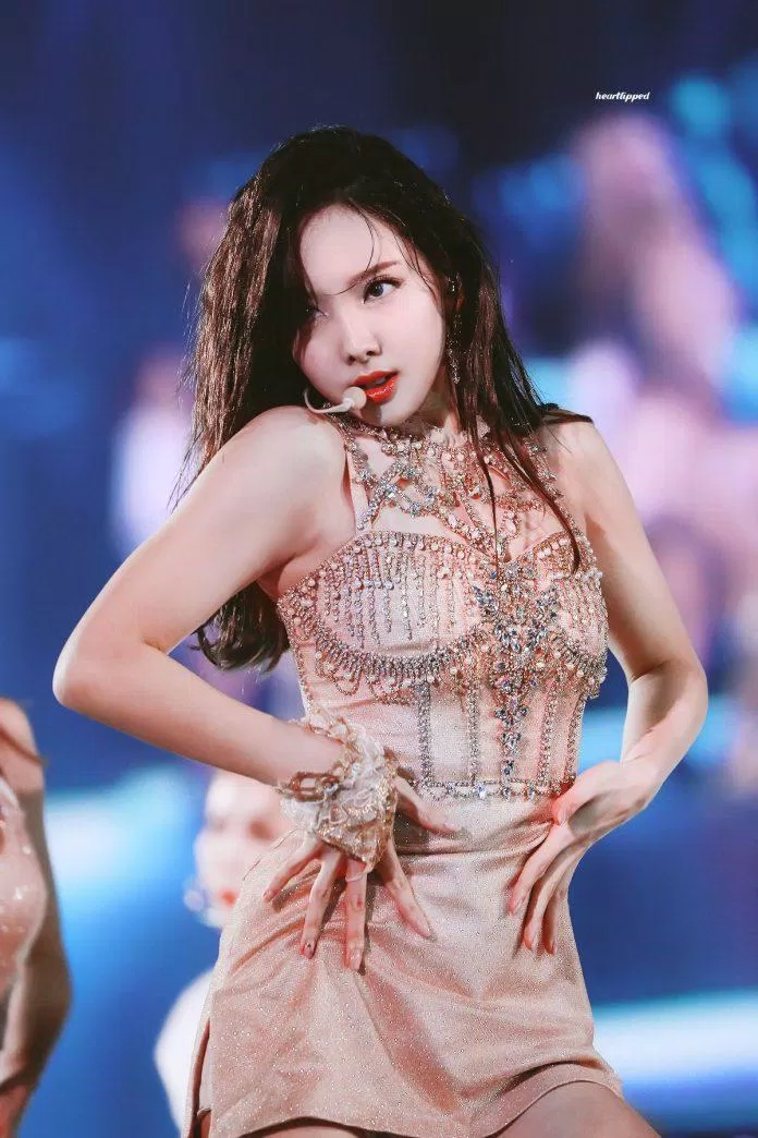 Nayeon cũng là nữ idol sở hữu thần thái tốt (Ảnh: Internet)