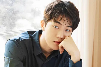 Nam Joo Hyuk thủ vai nam chính Nam Doo San. (Nguồn: Internet) Nam Joo Hyuk thủ vai nam chính Nam Doo San. (Nguồn: Internet)