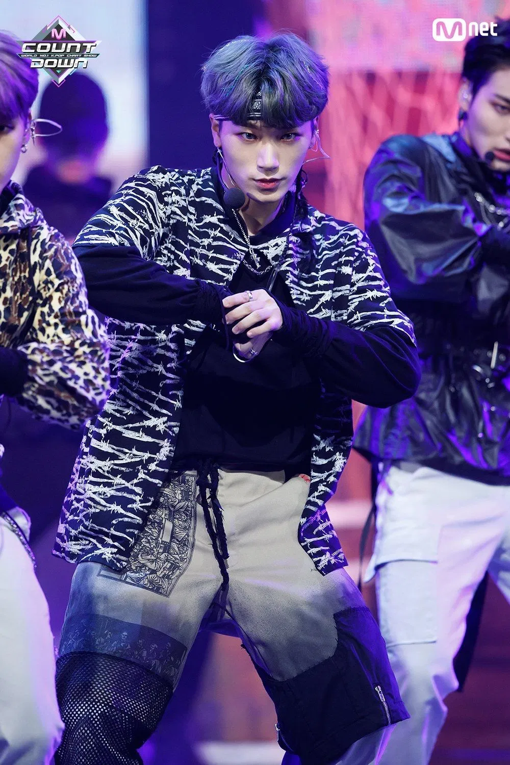 Thần thái của nam idol này khi biểu diễn là không thể đùa được đâu (Ảnh: Internet)