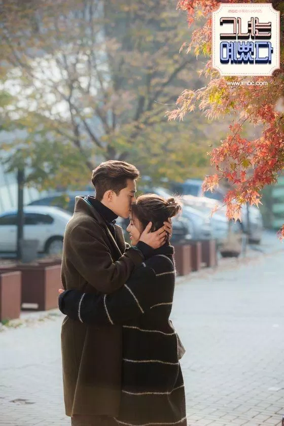 Câu chuyện tình yêu của Sung Joon và Hye Jin sẽ là mơ hay là sự thật? (Nguồn: Internet).