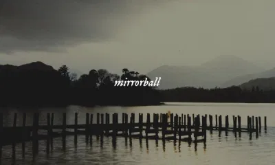 Ảnh fanmade ca khúc 'mirrorball'. Thoát ly thực tại với album Folklore: The Escapism Chapter của Taylor Swift âm nhạc Bon Iver cardigan epiphany exile folklore mirrorball sao thế giới seven taylor swift the escapism chapter the lakes