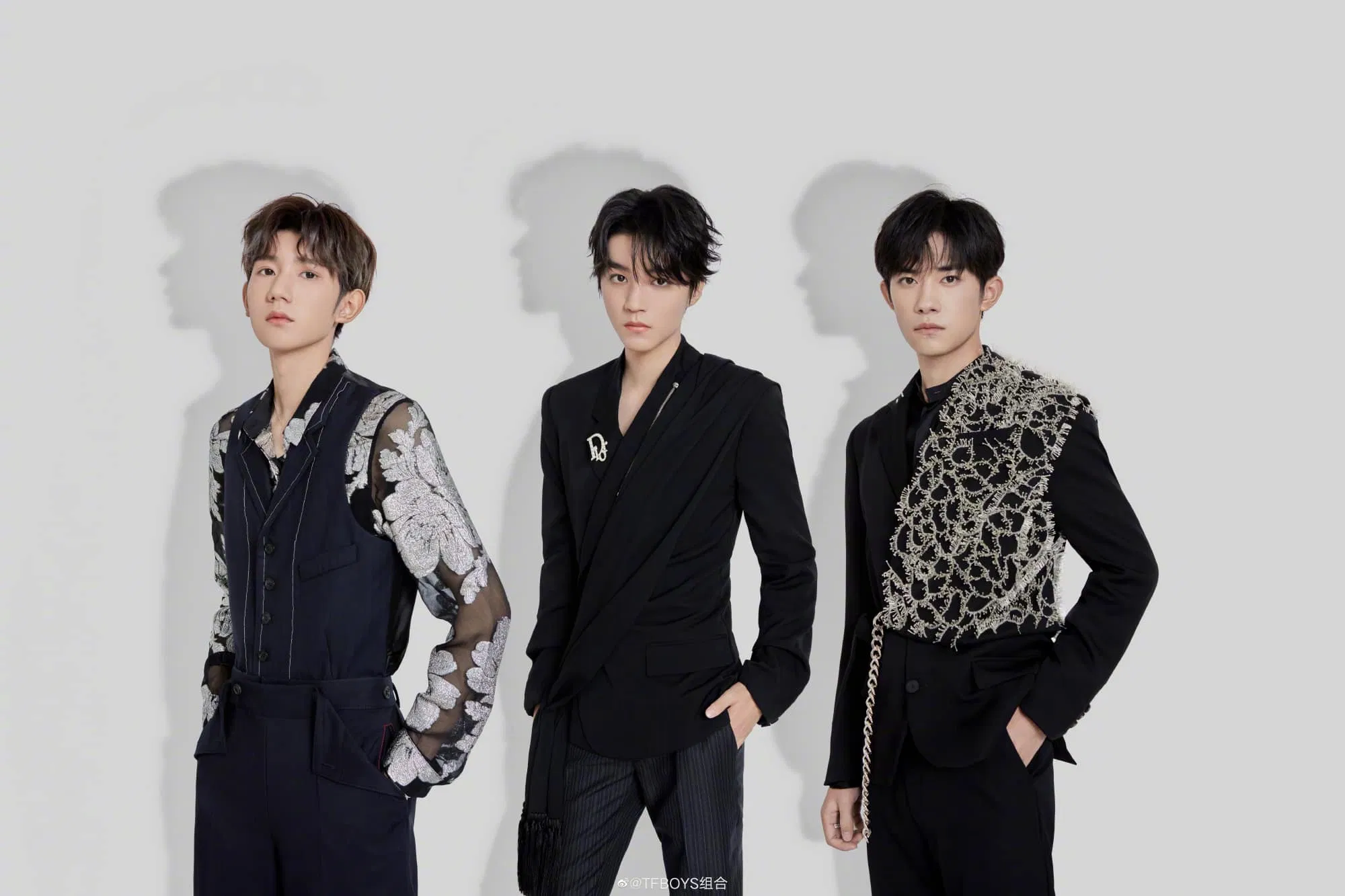 Concert của TFBOYS vượt mặt BTS: Phá vỡ kỉ lục với số người xem live cao nhất thế giới BTS CBIZ concert KPOP dịch dương thiên tỉ kỉ lục TFBOYS thế giới Vương Nguyên Vương Tuấn Khải