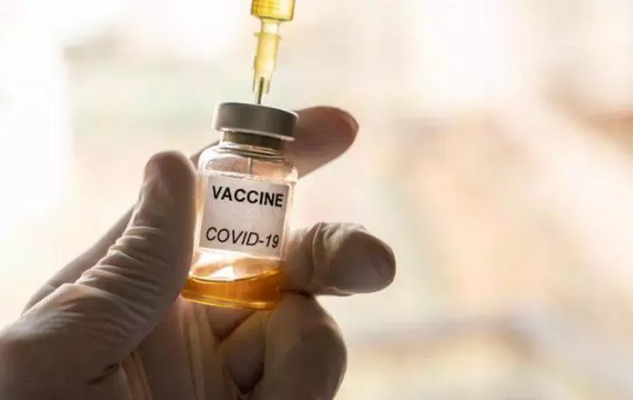 Chúng ta vẫn phải đợi nhiều tháng nữa mới có vắc-xin COVID-19.  (Nguồn: Internet)