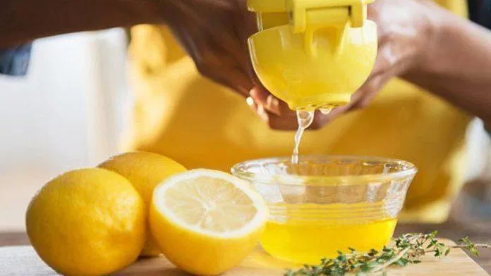 Việc sử dụng nước cốt tranh để trị mụn đã được truyền miệng từ rất lâu trước đây. (Nguồn: Internet).
