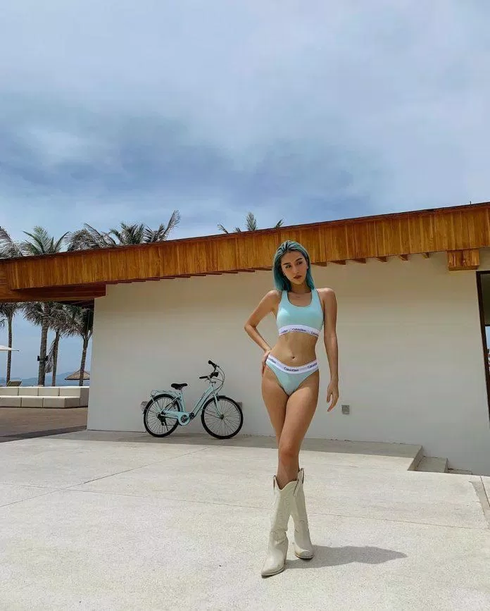 Một cô nàng cá tính như Quỳnh Anh Shyn chắc chắn sẽ không bỏ qua bộ bikini này (Nguồn: Internet)
