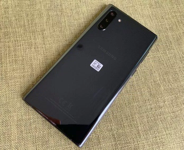 Mặt sau Note 10 ( nguồn: Internet) Mặt sau Note 10 ( nguồn: Internet)