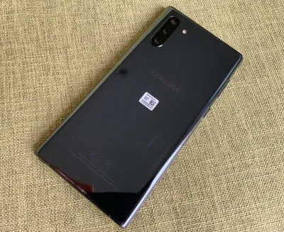 Mặt sau Note 10 ( nguồn: Internet) Mặt sau Note 10 ( nguồn: Internet)