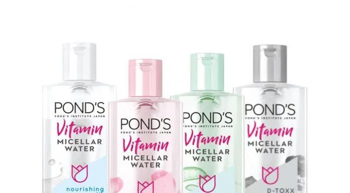 Review nước tẩy trang Vitamin Ponds Micellar Water: sạch sâu, dưỡng ẩm làn da chiết xuất hoa hồng hữu cơ pháp chiết xuất lô hội công dụng dưỡng ẩm hoa hồng làm sạch da làn da màu đen màu trắng Micellar Water Niacinamide Vitamin B3 nước tẩy trang nước tẩy trang bình dân nước tẩy trang Vitamin Pond s Panthenol Vitamin B5 Ponds protein sữa Retinyl Propionate review nước tẩy trang review sản phẩm sản phẩm Sodium Ascorbyl Phosphate SAP tẩy trang than hoạt tính thiết kế thương hiệu Tocopheryl Acetate (vitamin E) vitamin vitamin A Vitamin B3 vitamin B5 vitamin C vitamin E