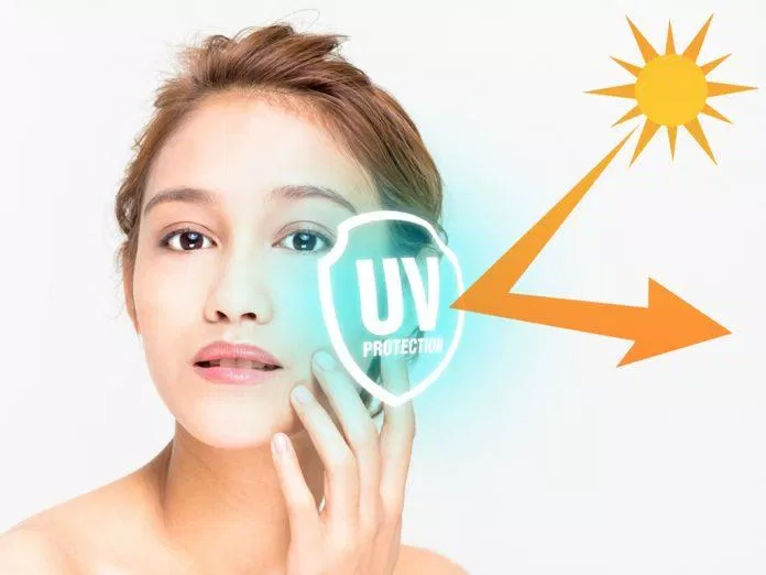 Không sử dụng kem chống nắng tia UV sẽ ăn mòn da bạn( Nguồn: Internet)